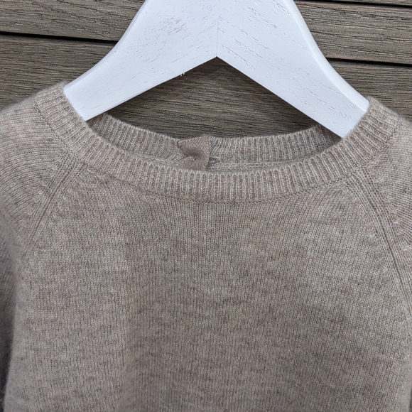 H&M Cashmere Sweater - Picture 2 of 4